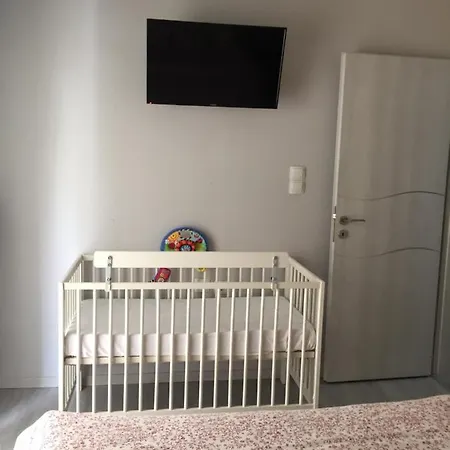 Apartment In The Heart Of City 2 *